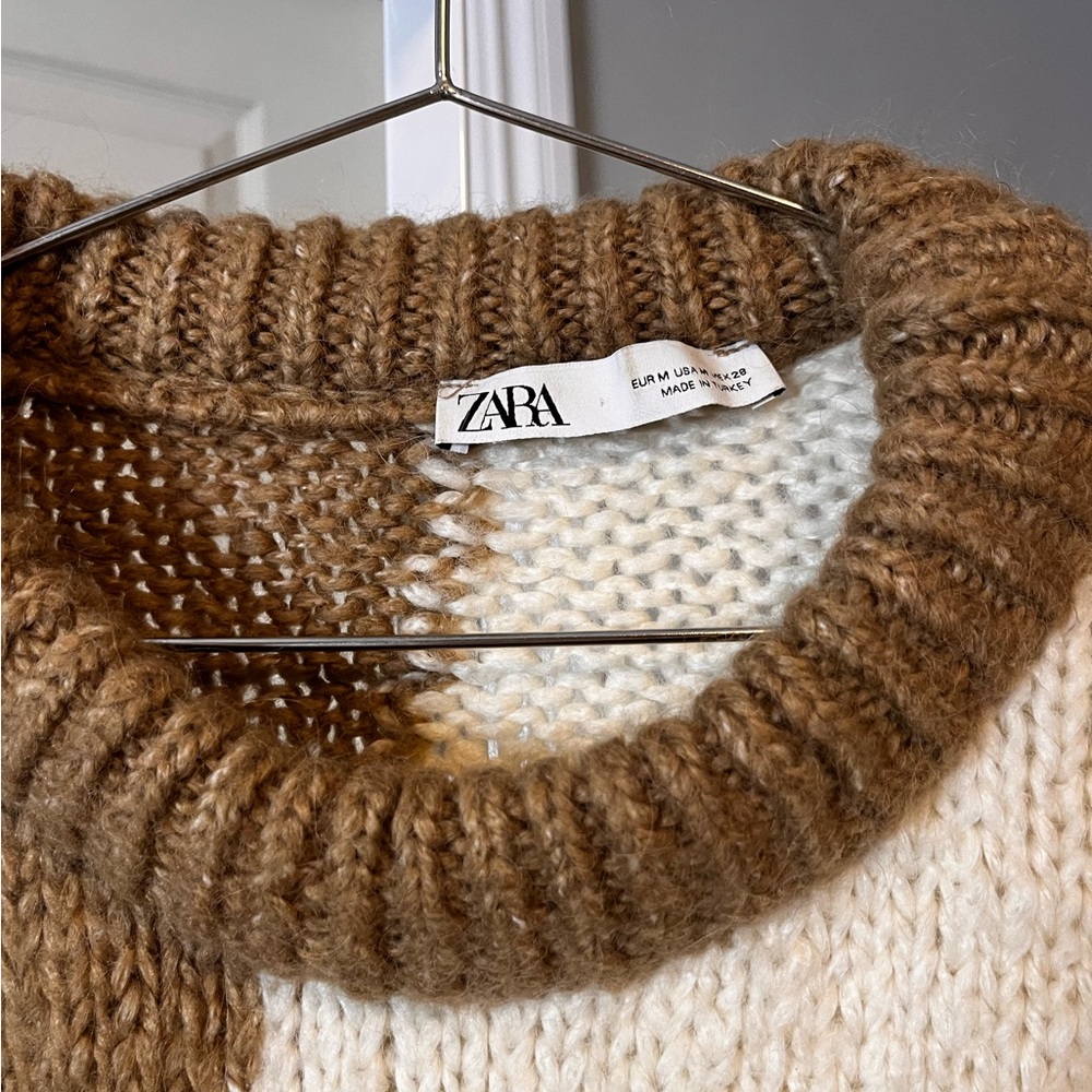 ZARA Oversized Colorblock Chunky Knit Wool Blend Sweater Tan Cream | Size M - Picture 3 of 5